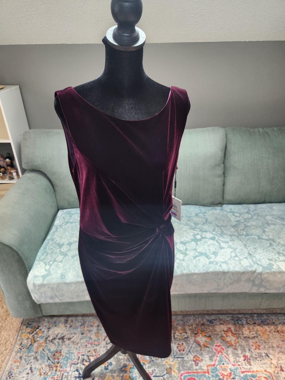 Calvin Klein Sleeveless Velvet Twist Midi Dress in Deep Wine Size 12 NWT New!